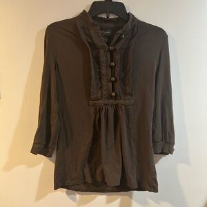 Banana republic size medium brown top with 3/4 sleeves